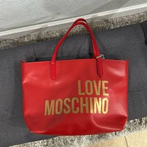 Love moschino red bag